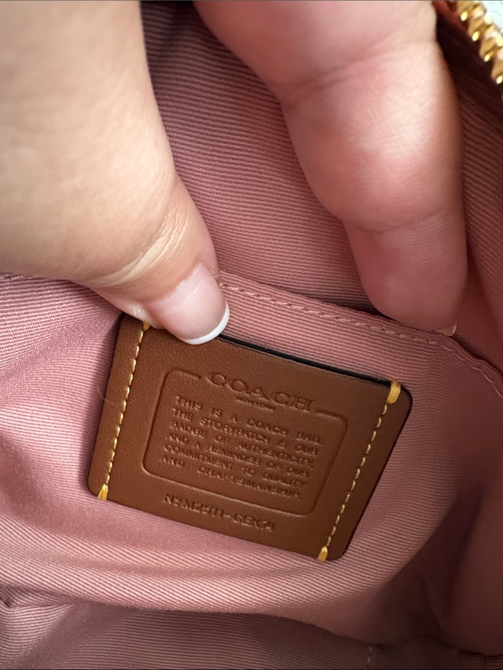 Coach Outlet mini Carey in powder pink authentic - Picture 4 of 10